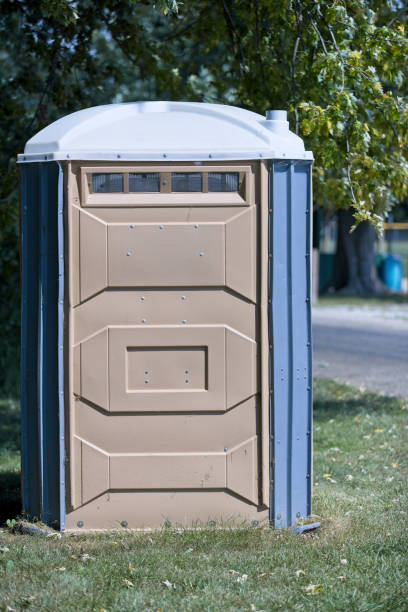 Portable Toilet Options We Offer in Tremont, IL